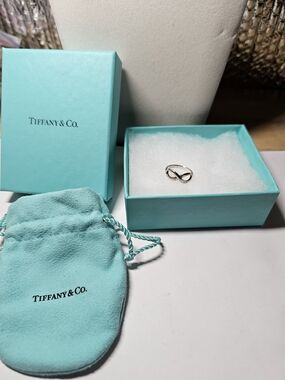 Tiffany & Co. Sterling Silver Infinity Ring Size 5¼